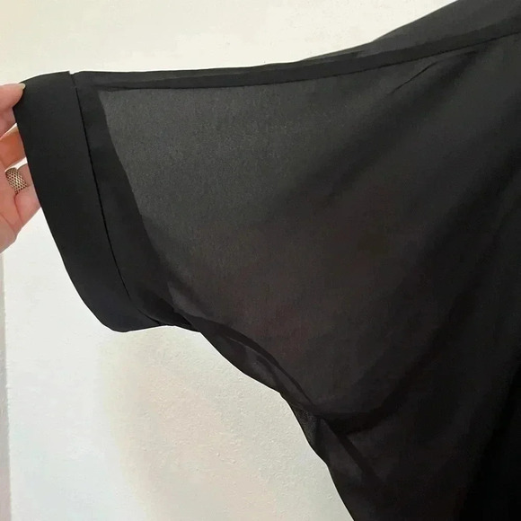 Zenana sheer black cocoon cardigan/wrap, 2X, 100% polyester, EUC - Picture 3 of 6